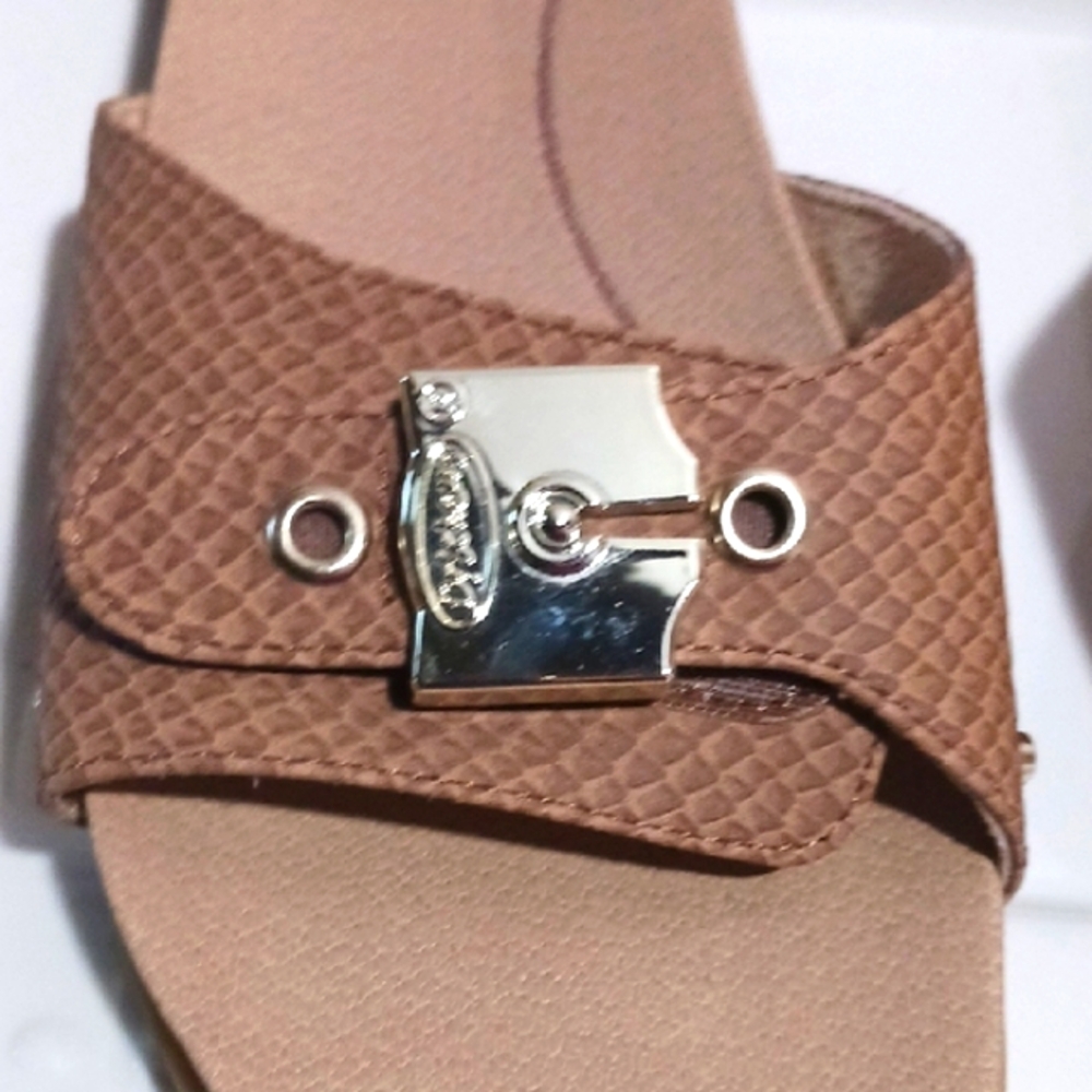 Classic! Dr. Scholl's Tan Slide Sandals with Silver Accents 10 βοΈ - Picture 3 of 13